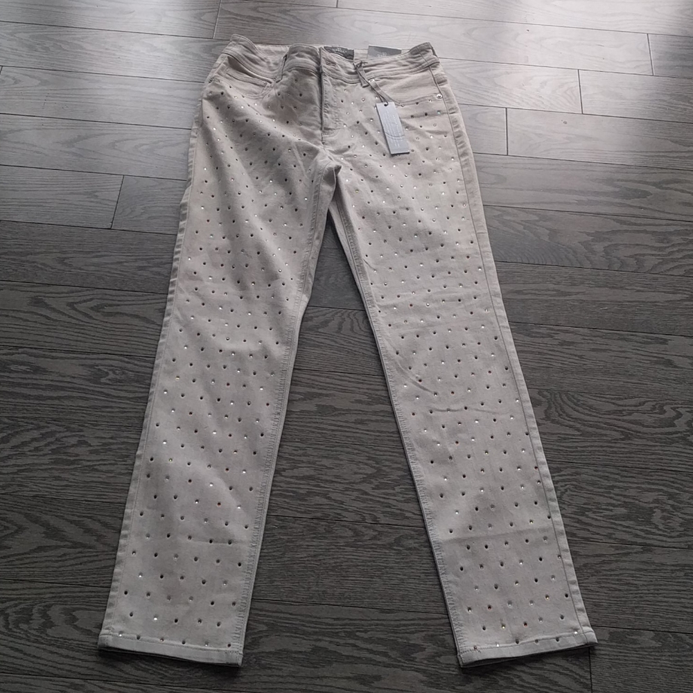 Beautiful brand new pants by Chico's